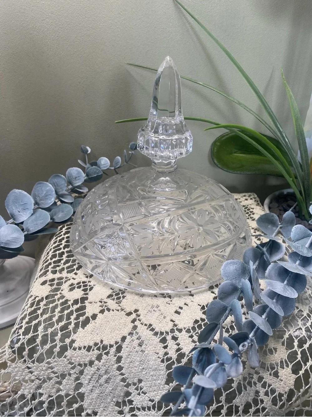 ✨ Vintage Cut Lead Crystal Footed Candy Dish ✨